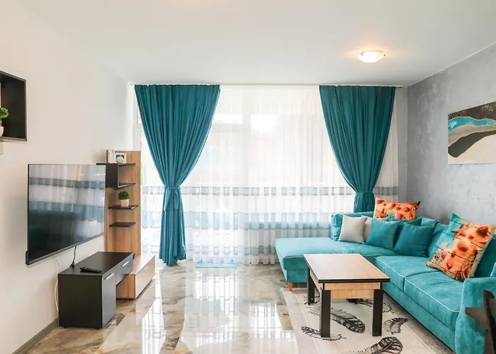 Luxury First Line With Pool And Sea View In Complex Oazis *