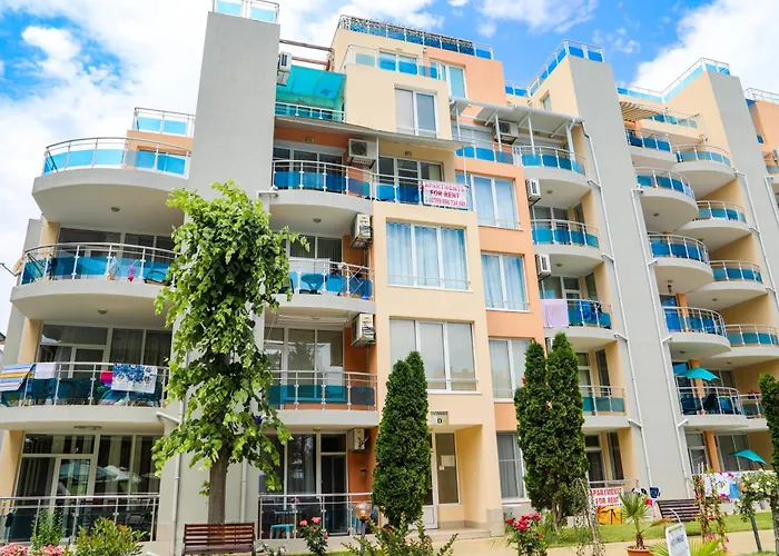 Luxury First Line With Pool And Sea View In Complex Oazis דירה רבדה