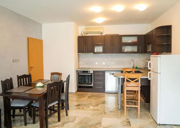 Luxury First Line With Pool And Sea View In Complex Oazis * רבדה